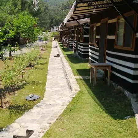 Durusu Ciftlikevleri Bed & Breakfast *